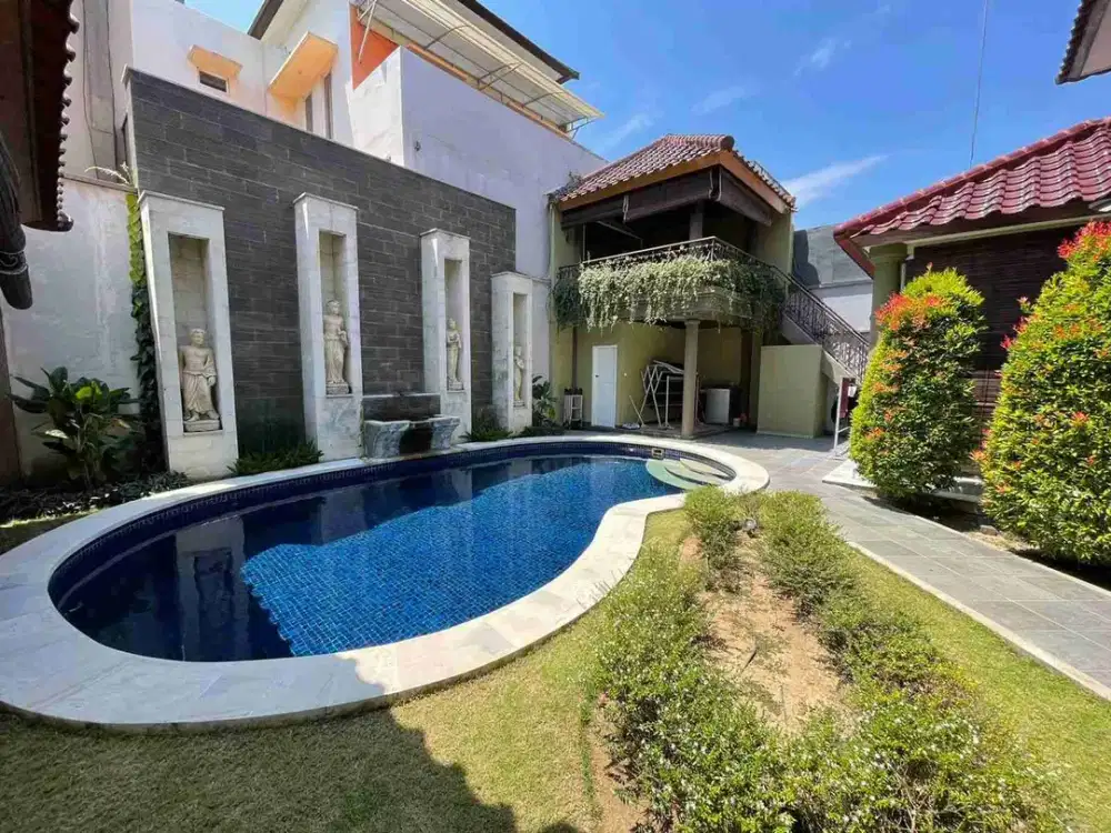 Sale Rumah Mewah 761M2 Ada Pool 7Kamar Pusat Kota Ciung Wanara Renon