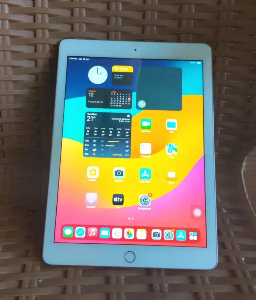 iPad Gen 6 Rose-Gold 32GB Wifi Only Mulus Normal