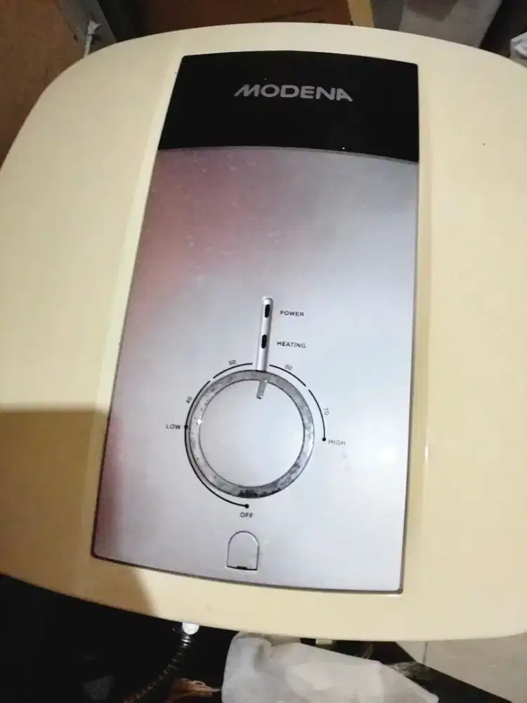 WATER HEATER SECOND MERK MODENA UKURAN 15 LITER