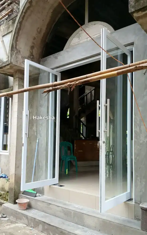 Pintu aluminium dobel daun T220cm L200cm harga plus paaang 4,2 jt/unit