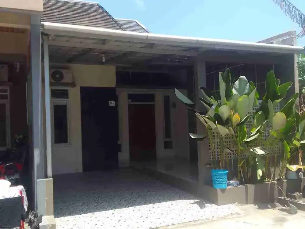 Murah Rumah dan 2 Kios Cuma 650 Juta Dekat GOR Pakansari