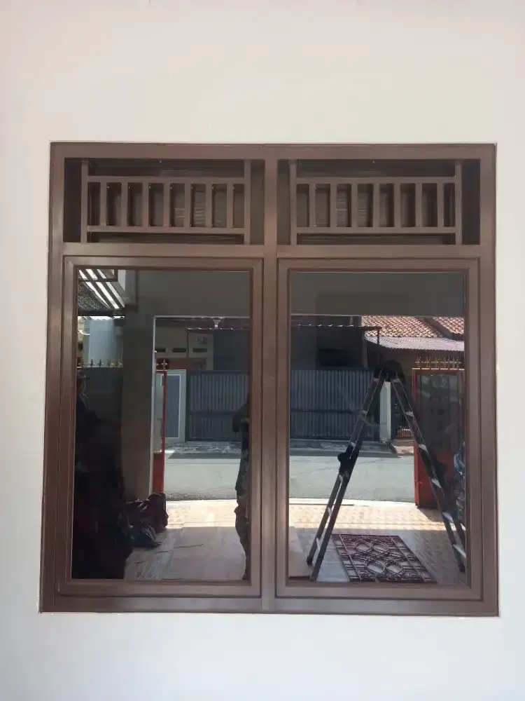 Jendela aluminium jalusi dobel daun T150cm L120cm hrg dg pasang 2,3 jt