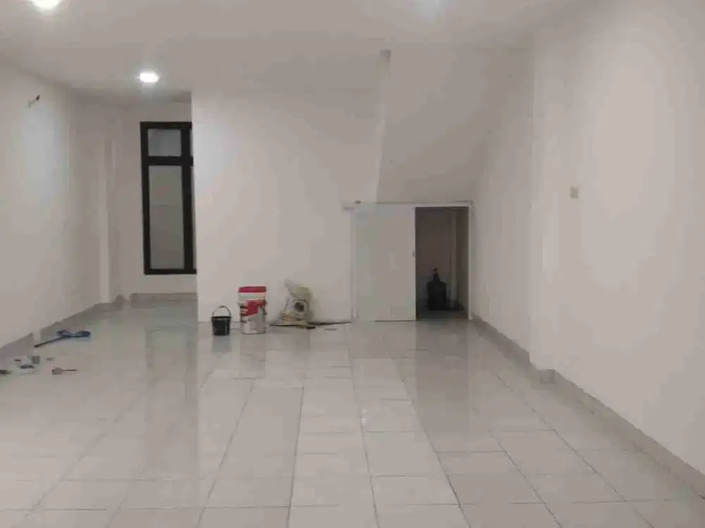 Disewakan ruko di Galaxy Bekasi