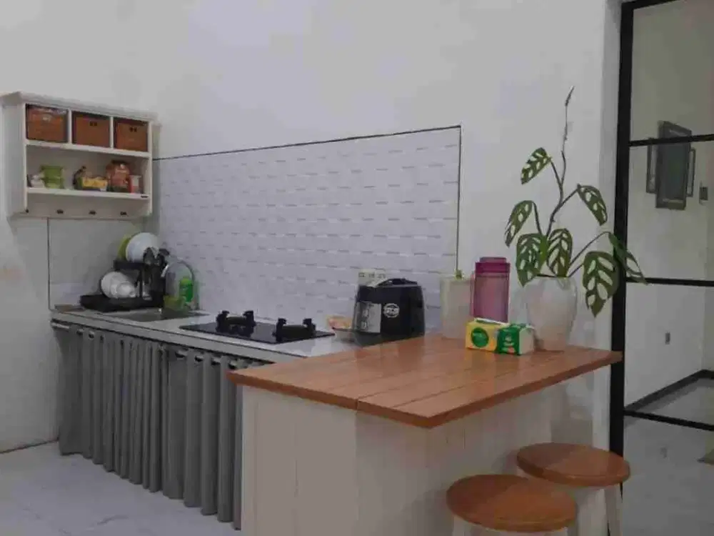 Di jual rumah di batu full furnise
