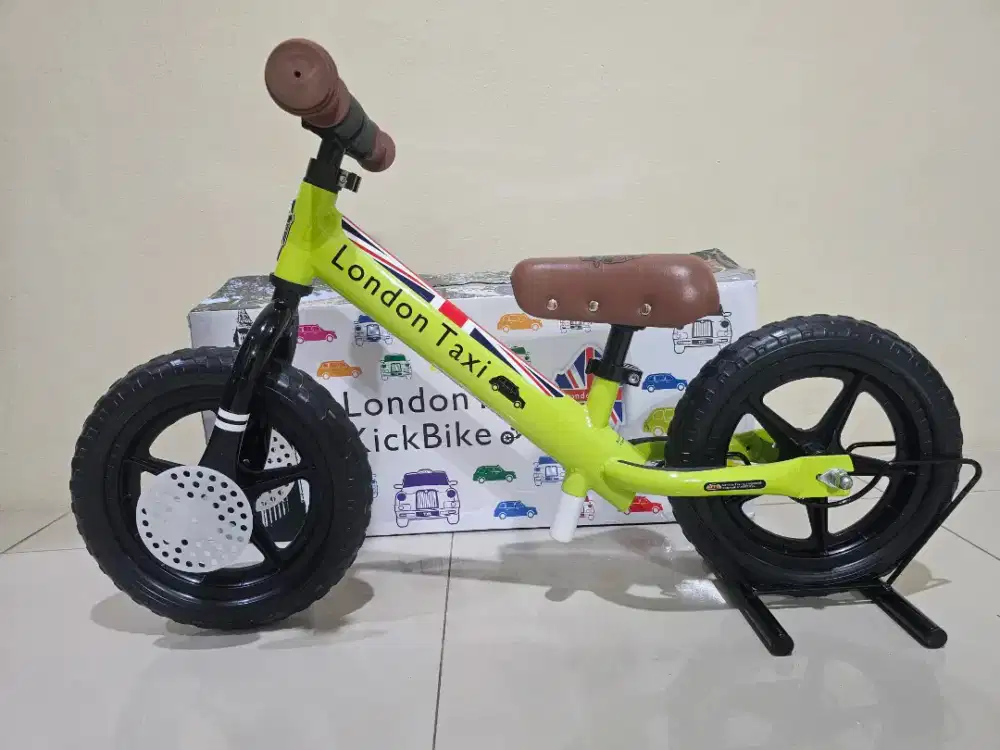 Sepeda london taxi balance