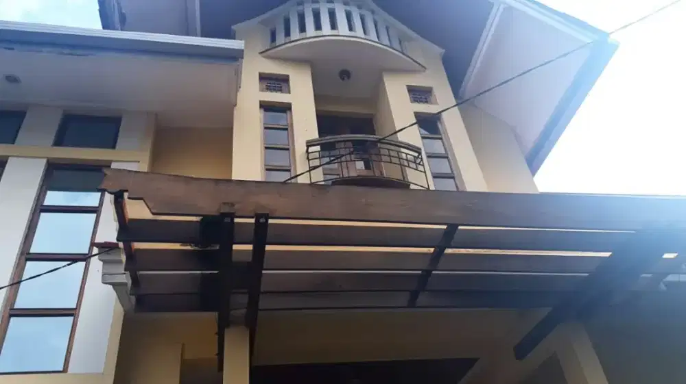 Disewakan Rumah di Komplek Muara Bandung Kota