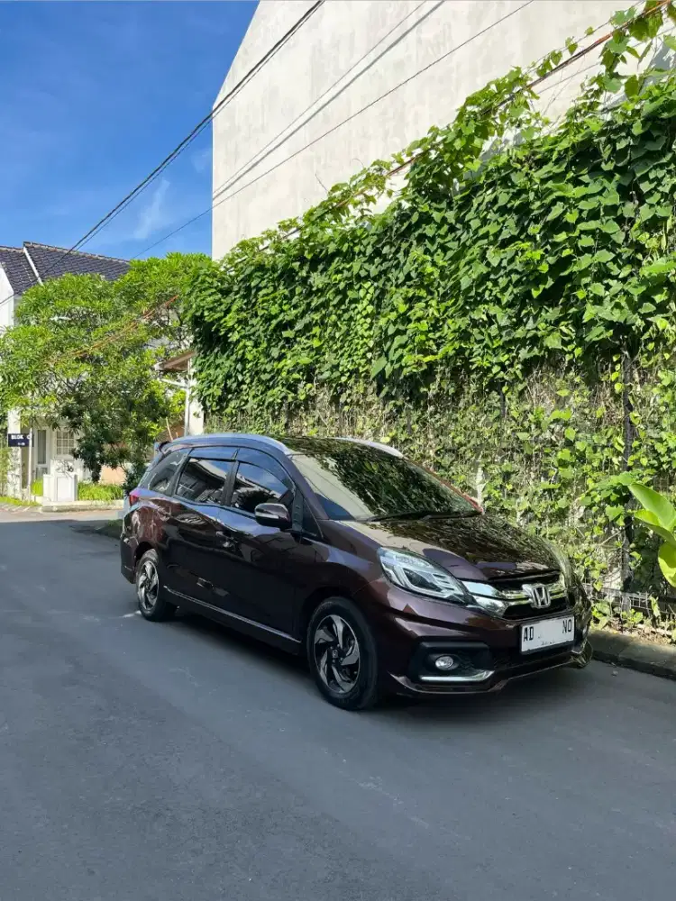 Honda Mobilio RS CVT 2015