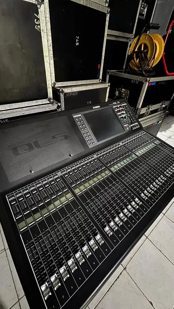 Dijual Mixer Yamaha QL5 bukan CL5