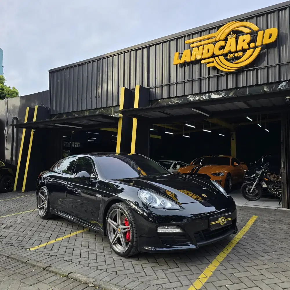 Porsche Panamera 3.6 AT 2012,