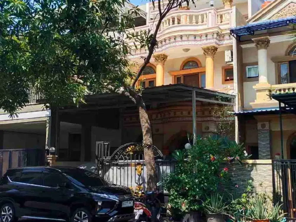 Rumah Mewah 3 Lantai Malibu City Resort Cengkareng - Full Furnished