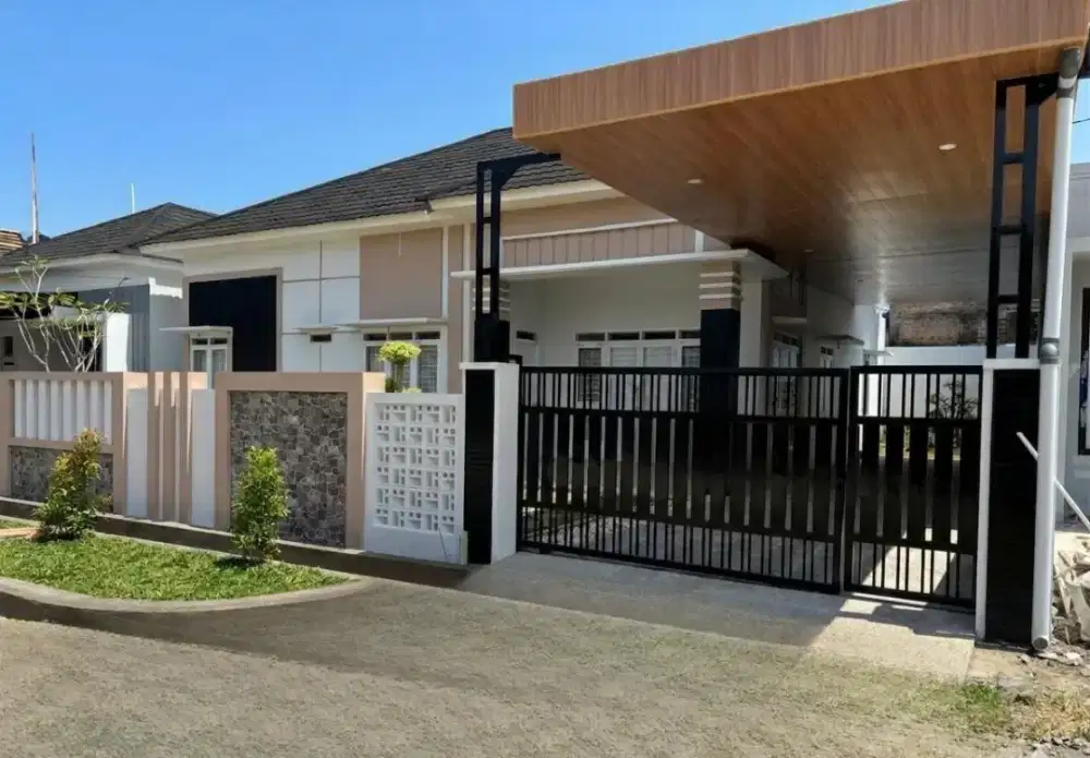 Dijual Cepat Rumah Mewah Lengkap dengan Isi. Di jual dengan berat hati