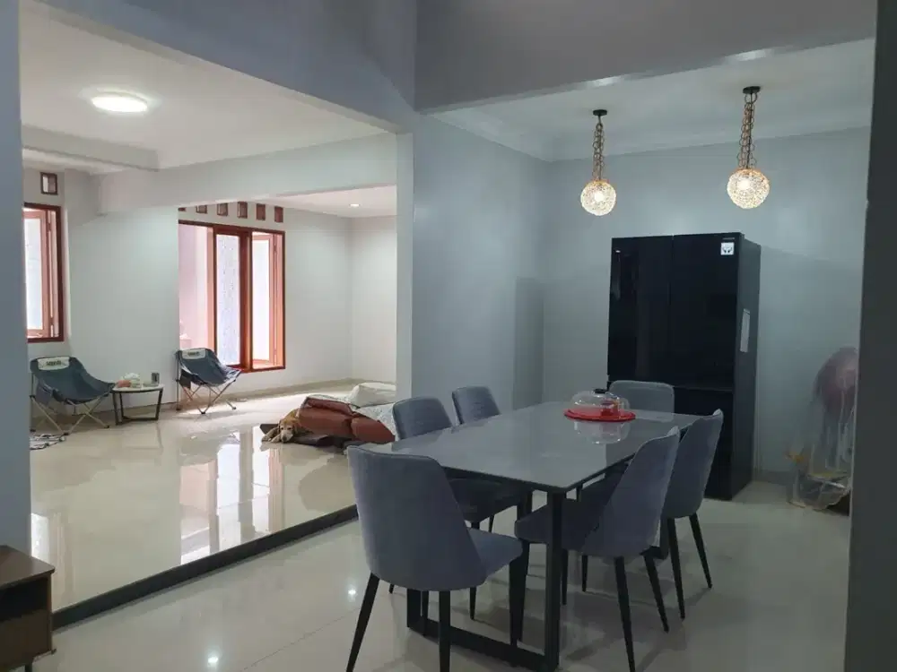 Rumah Nyaman Luas di Setiabudi Regency Bandung Utara