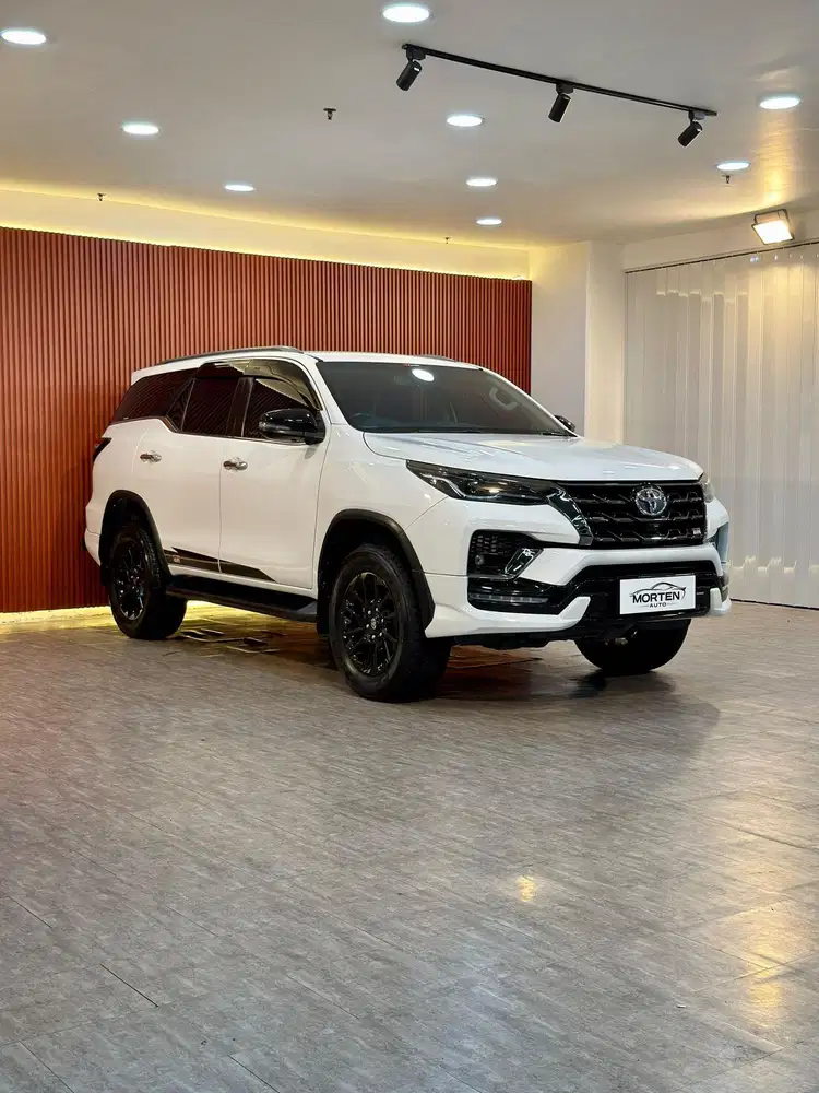 Toyota Fortuner 2.8 VRZ GR Sport 2022 Odo 34 Ribu Record Antik Garansi