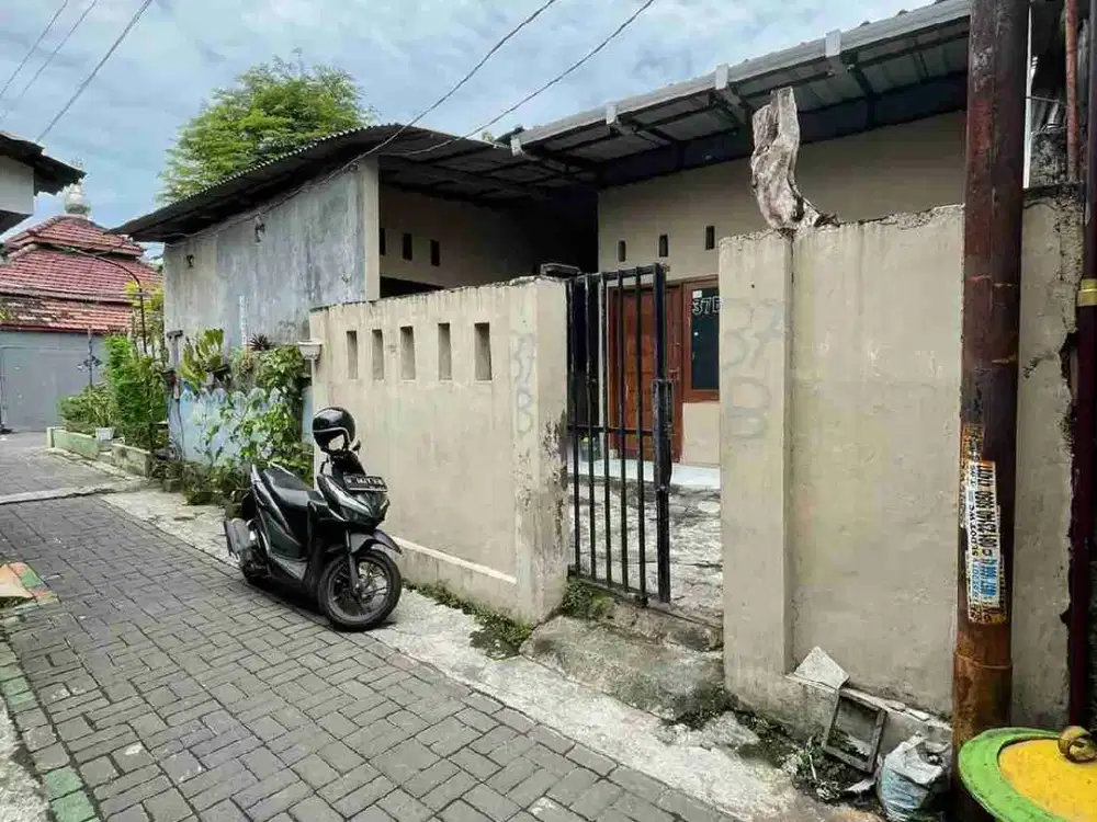 Dijual Rumah Kos Sederhana Masih Aktif dekat Alun Alun Sidoarjo