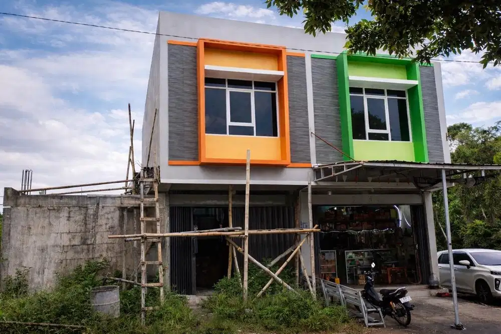 JUAL RUKO STRATEGIS BANDUNGAN, SEMARANG - HARGA TURUN DRASTIS