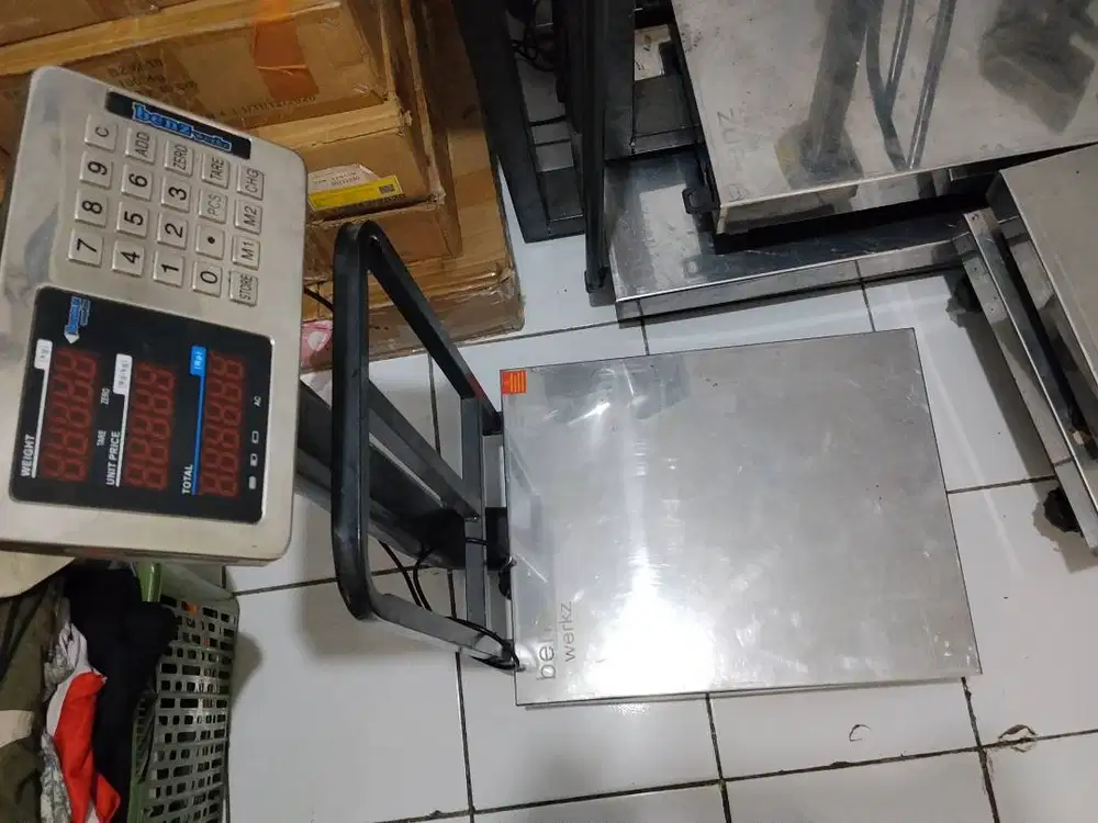 Timbangan digital kapasitas maksimal 150kg