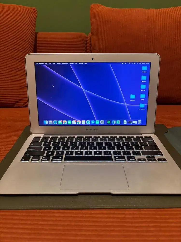 Macbook Air (2015) second hand bisa nego