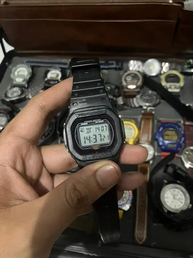 Casio Gshock G5700 tough solar