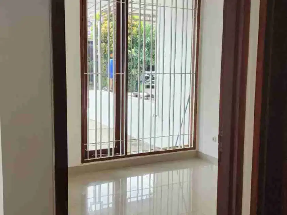 dijual rumah di cherry field