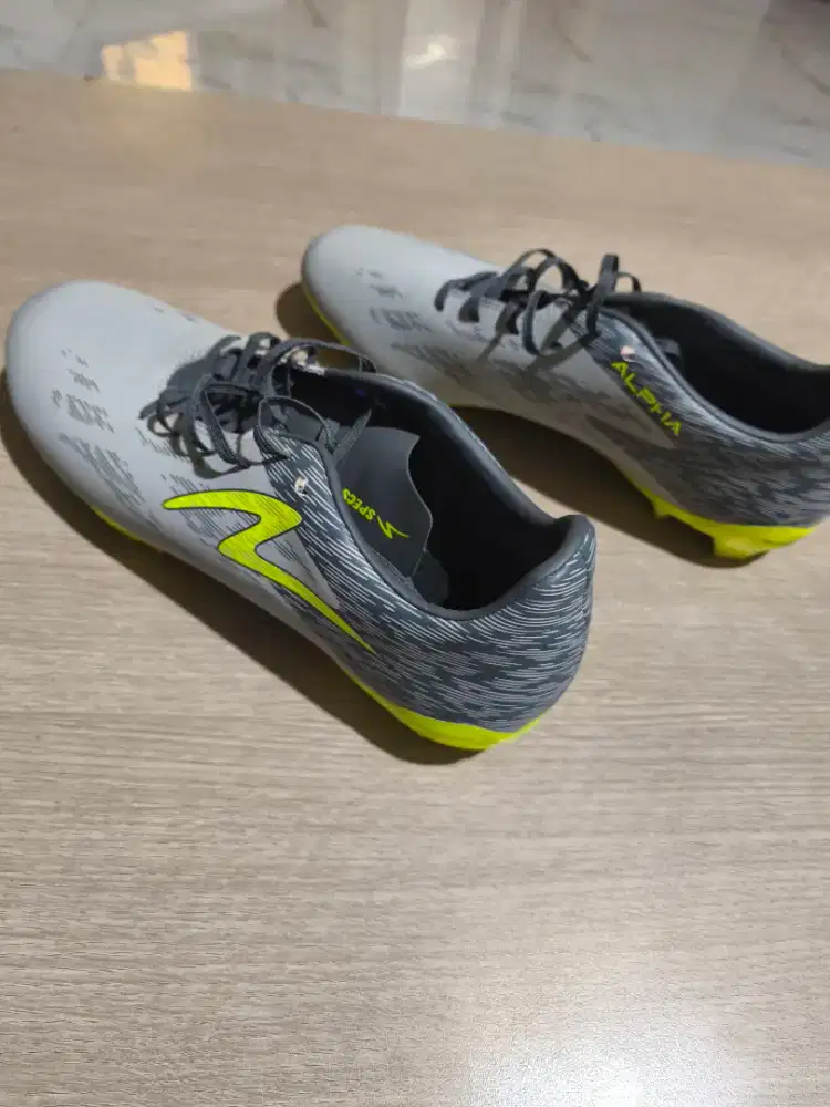 Specs accelerator alpha elite pro size 42