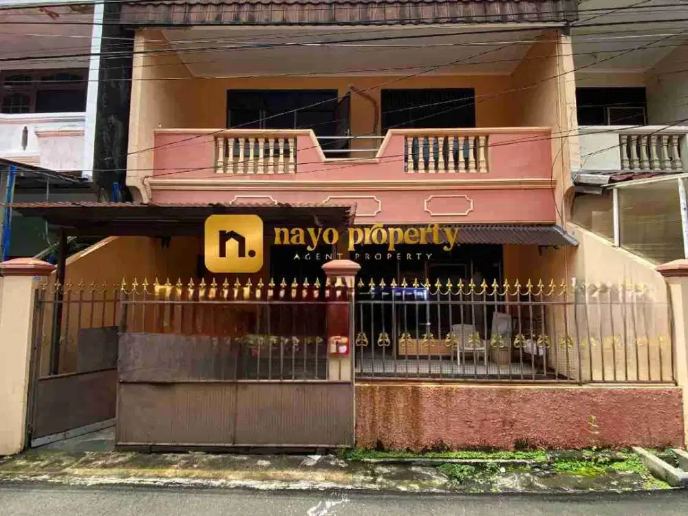 Rumah Bagus Siap Huni Lokasi Strategis Dekat Tol Mall dan Kampus di Grogol Petamburan