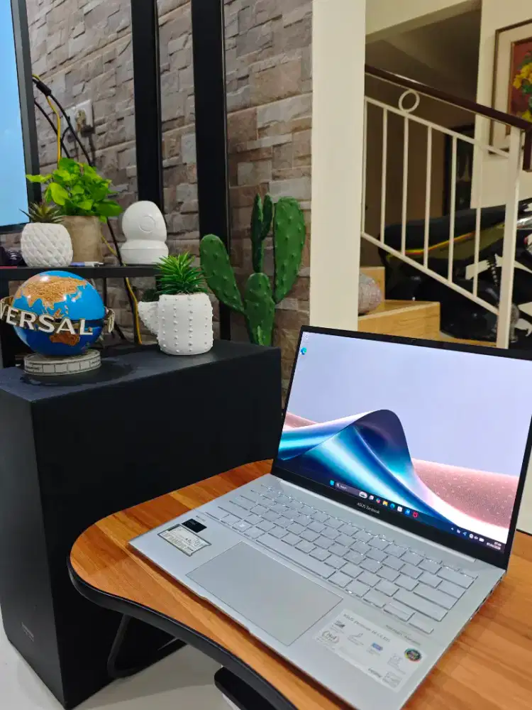 Laptop Asus Zenbook UX3405MA Ultra 7 x rog msi nitro tuf