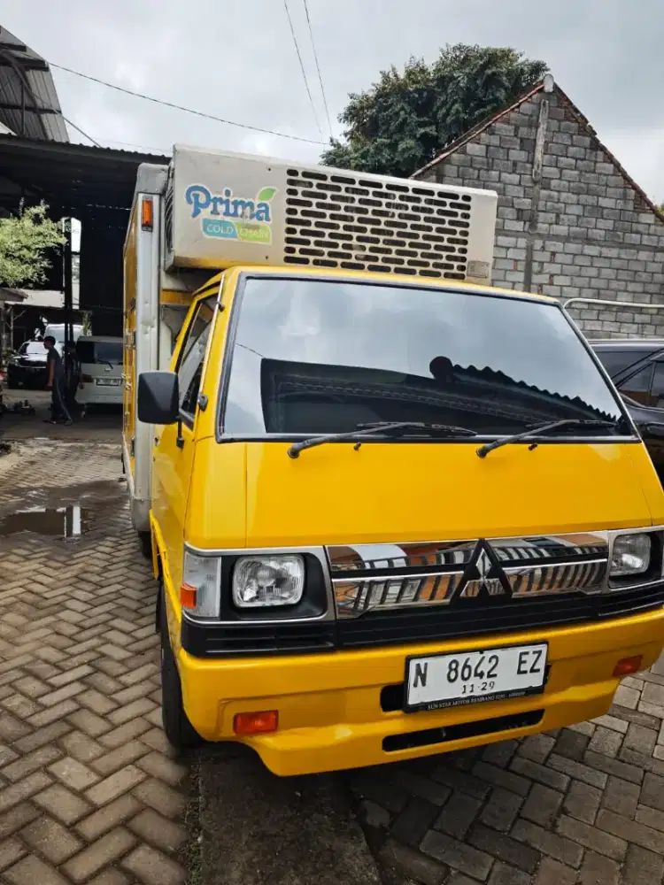 L300 box freser 3 pas.. Bekas ice cream