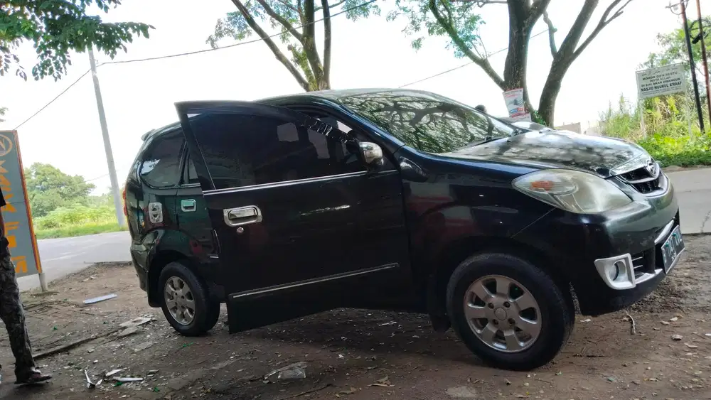 Daihatsu Xenia 2008 Bensin