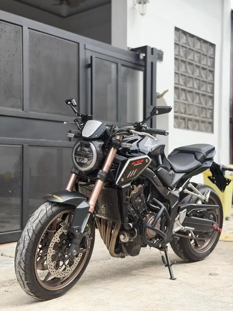 Honda CB-650R Neo