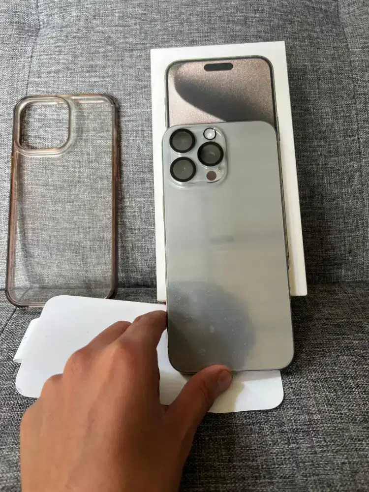 iPhone 15 pro max 256 gb ibox