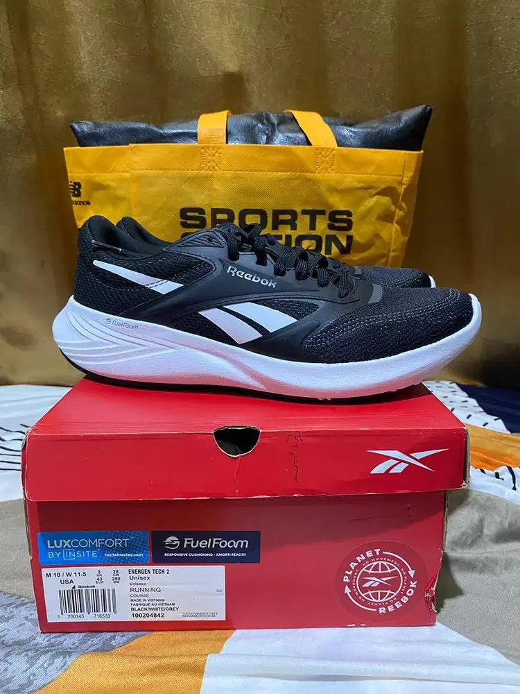 Sepatu reebok running new