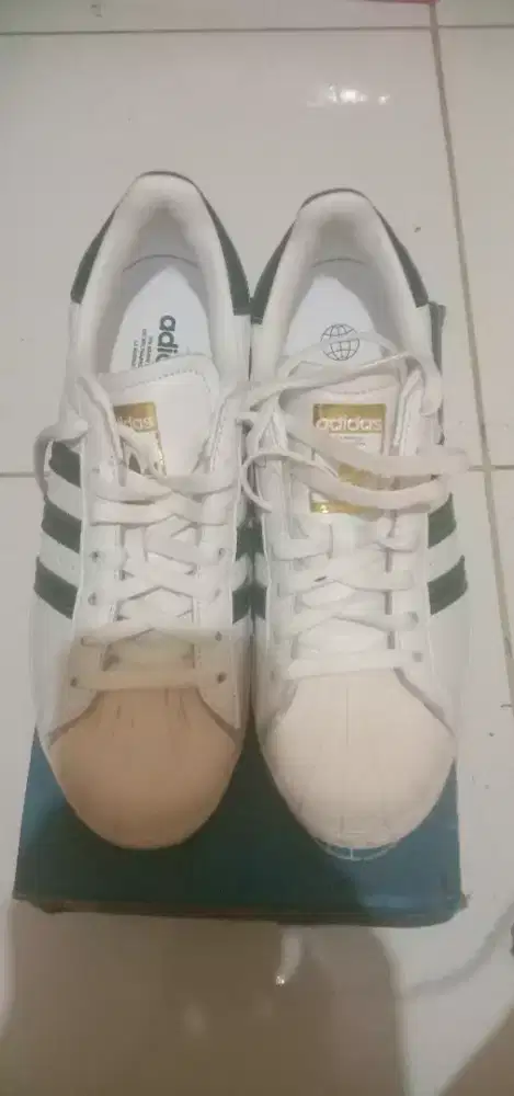 Sepatu adidas SUPERSTAR  Original warna putih list garis hijau