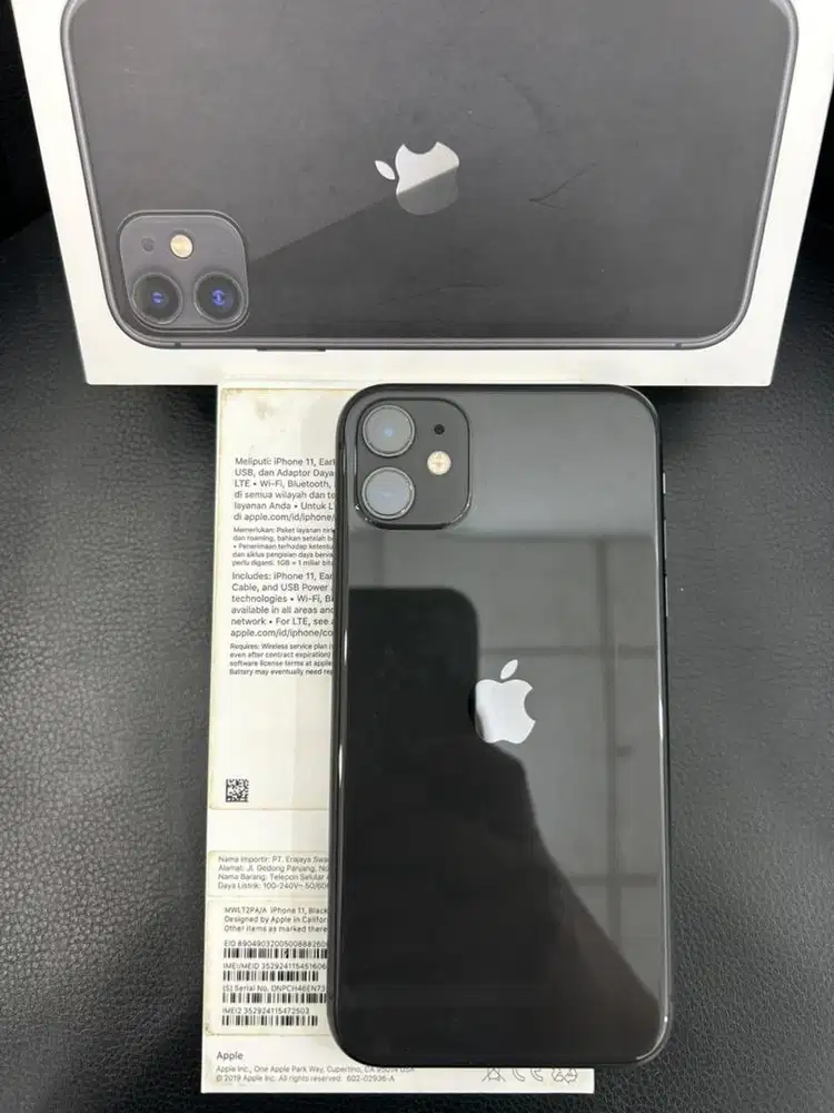 IPhone 11 , Black , 64GB IBox
