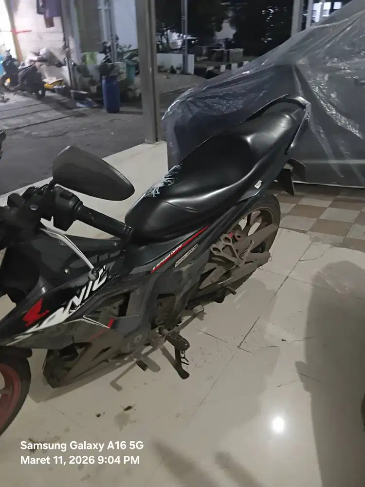Honda sonic 150r