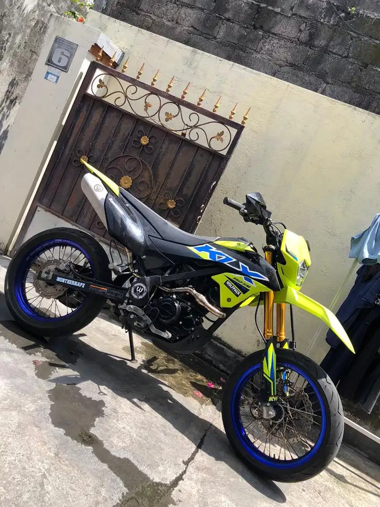 Di jual KLX SM 150