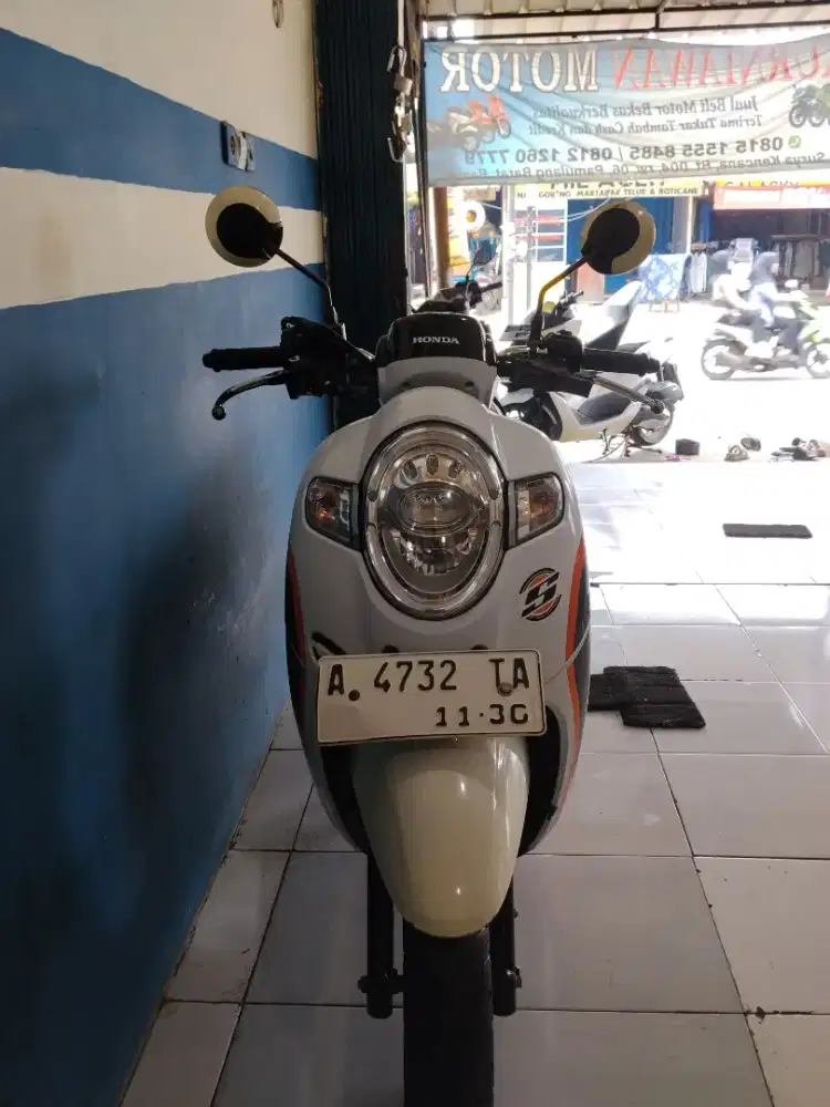 (DIJUAL CEPAT) HONDA SCOOPY STYLISH (DONAT)  PAJAK HIDUP 2020