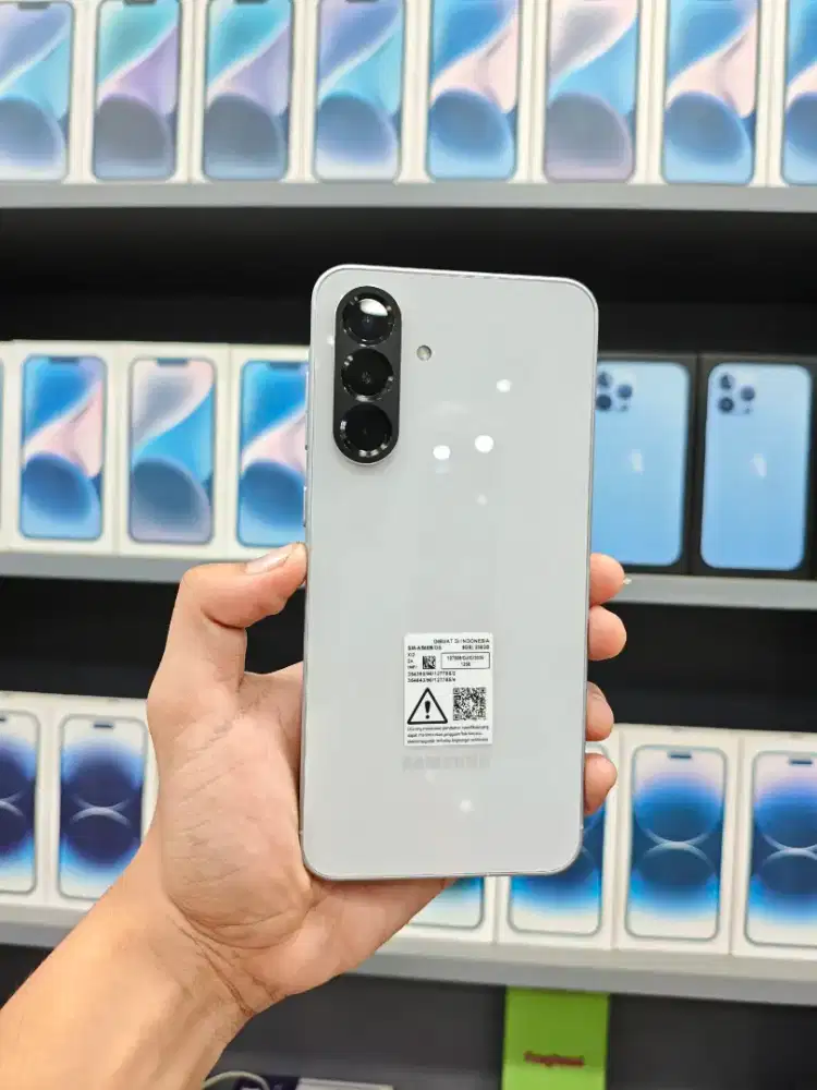 Samsung A56 8/256GB Awesome Lightgrey Mulus 100%