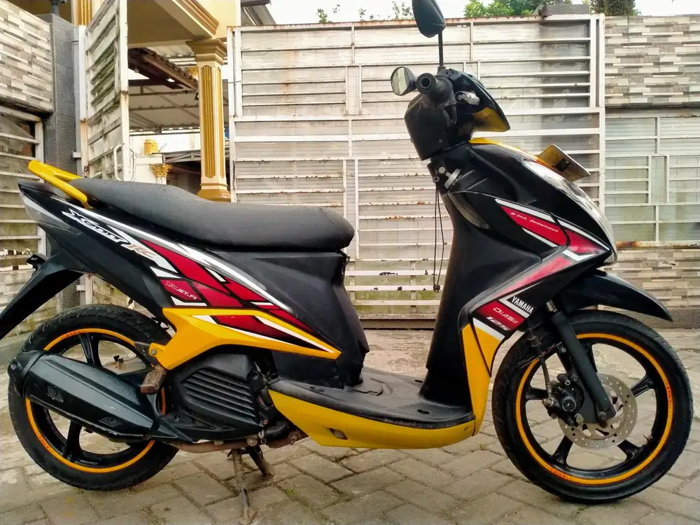 Yamaha Xeon RC lengkap motor sehat walafiat keterangan detail dibawah