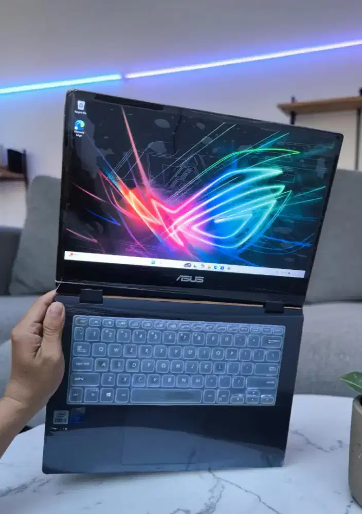 Laptop Asus Vivobook 14 SSD 512Gb Core i5 RAM 8Gb Body SLIM