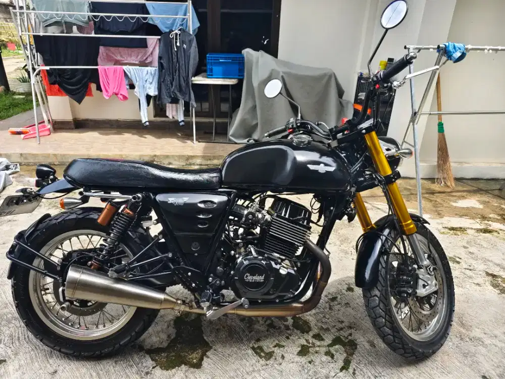 Moge Cleveland 250 twin rasa 4 silinder jual cepat BU