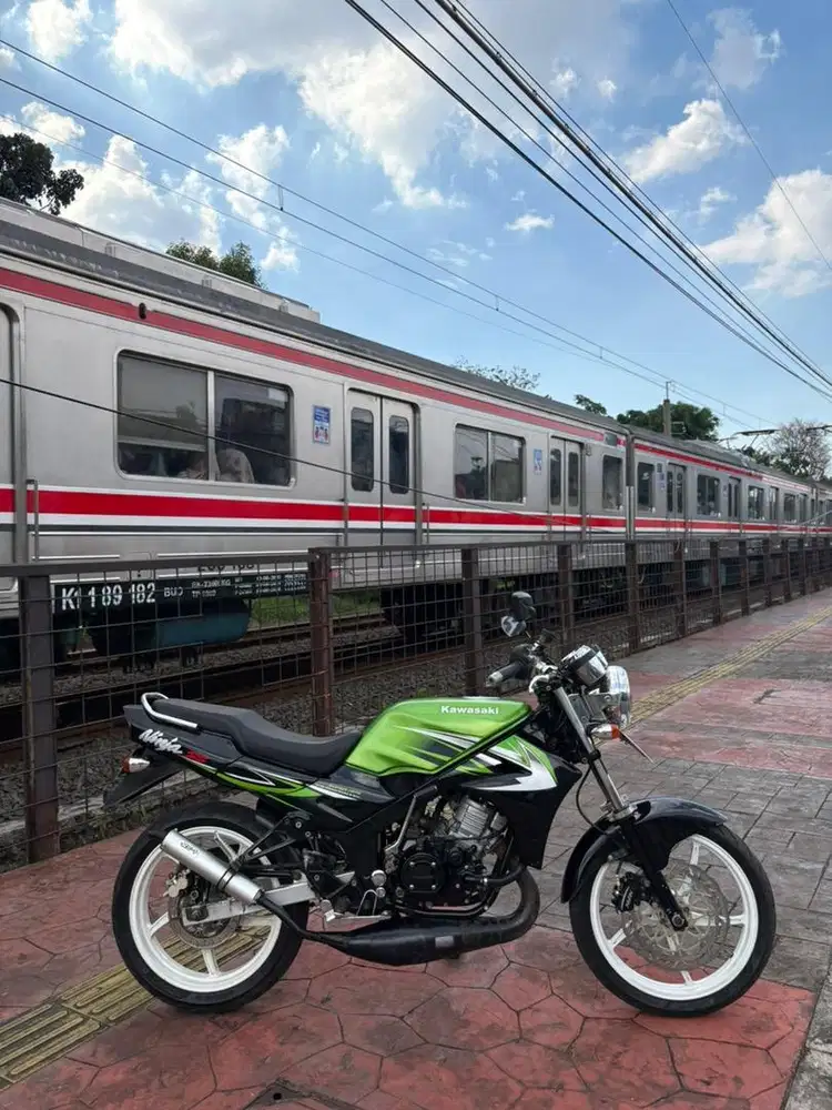 Ninja 2006 siap pakai atau buat pajangan rumah