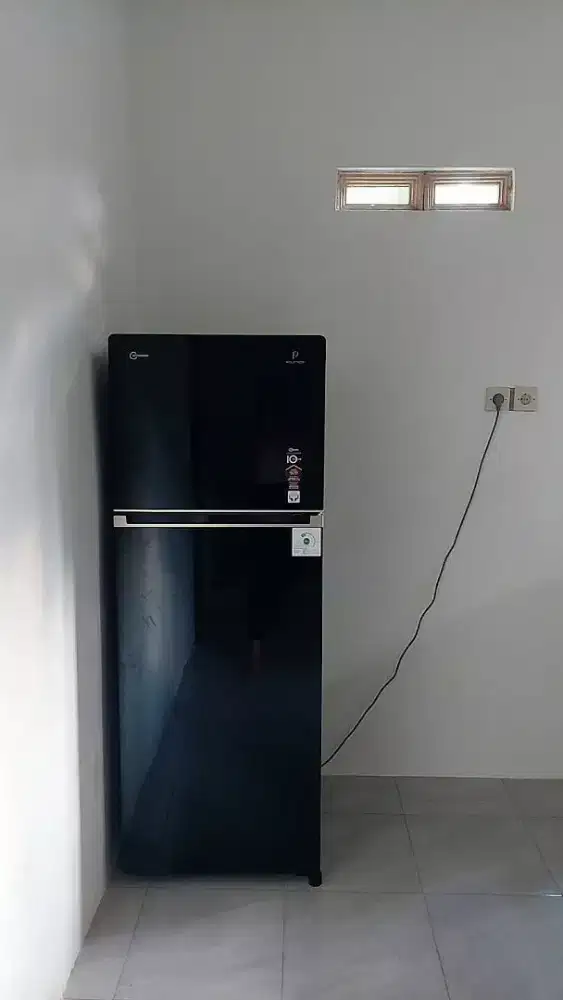Kulkas Polytron 2 pintu inverter Prm495X