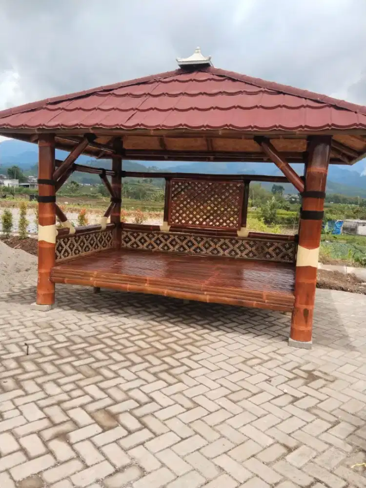 Gazebo bambu petung