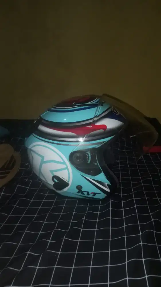 di jual helm seccond
