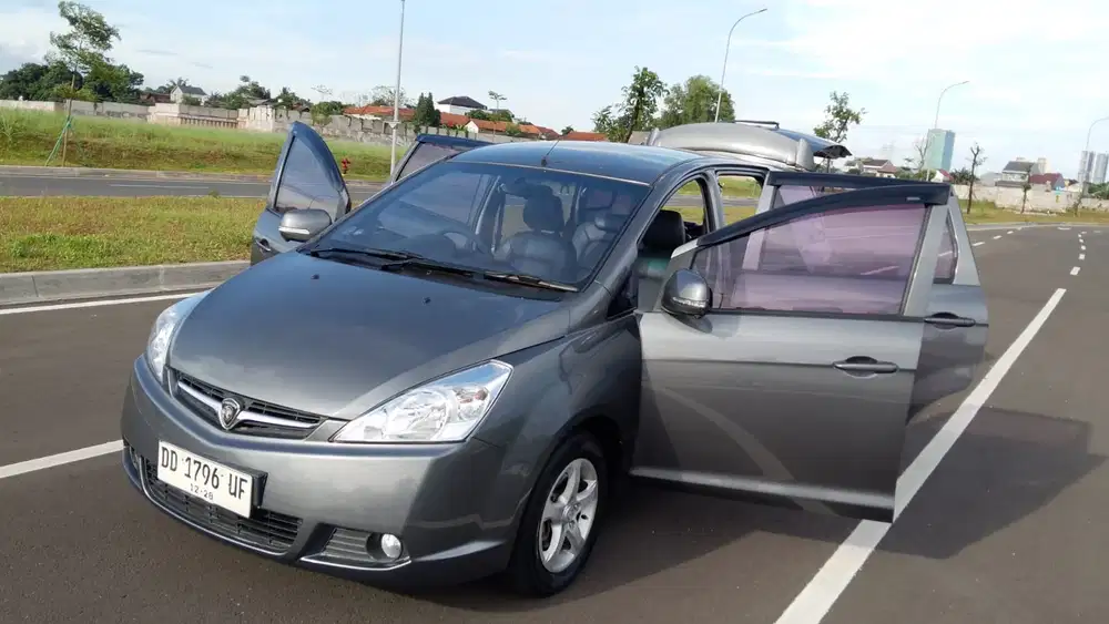 Proton Exora 2010 Bensin