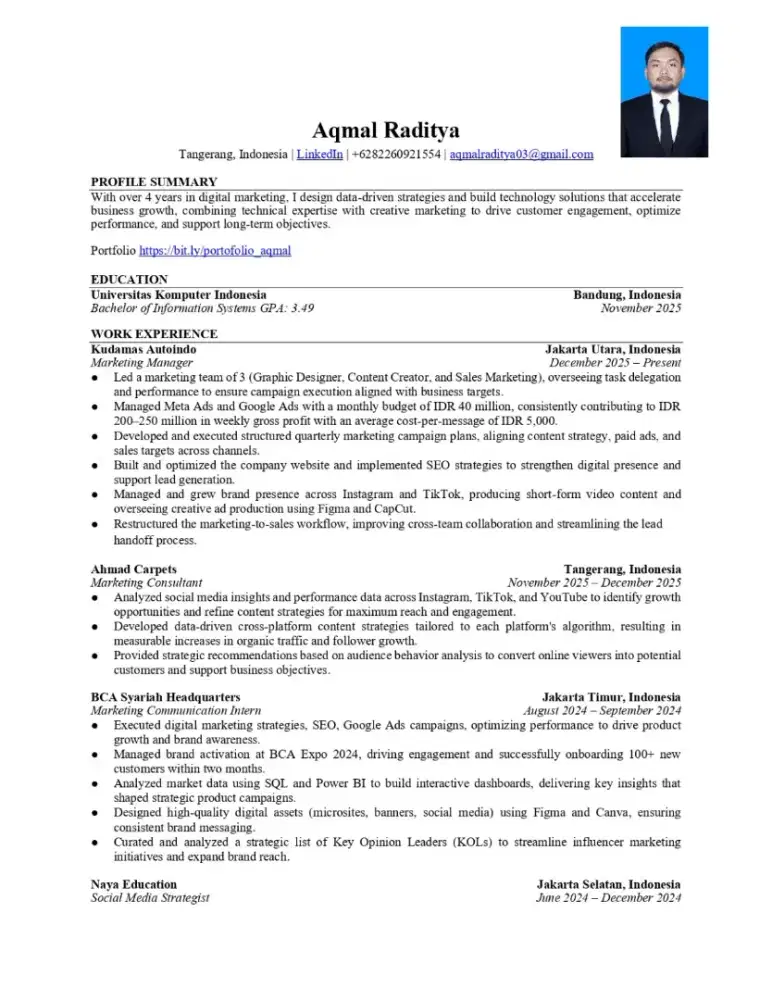 Nyari lowongan Marketing dan IT