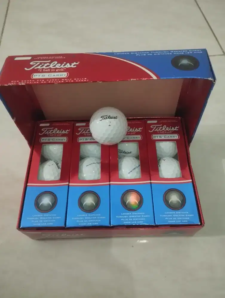 Bola golf TITLEIST