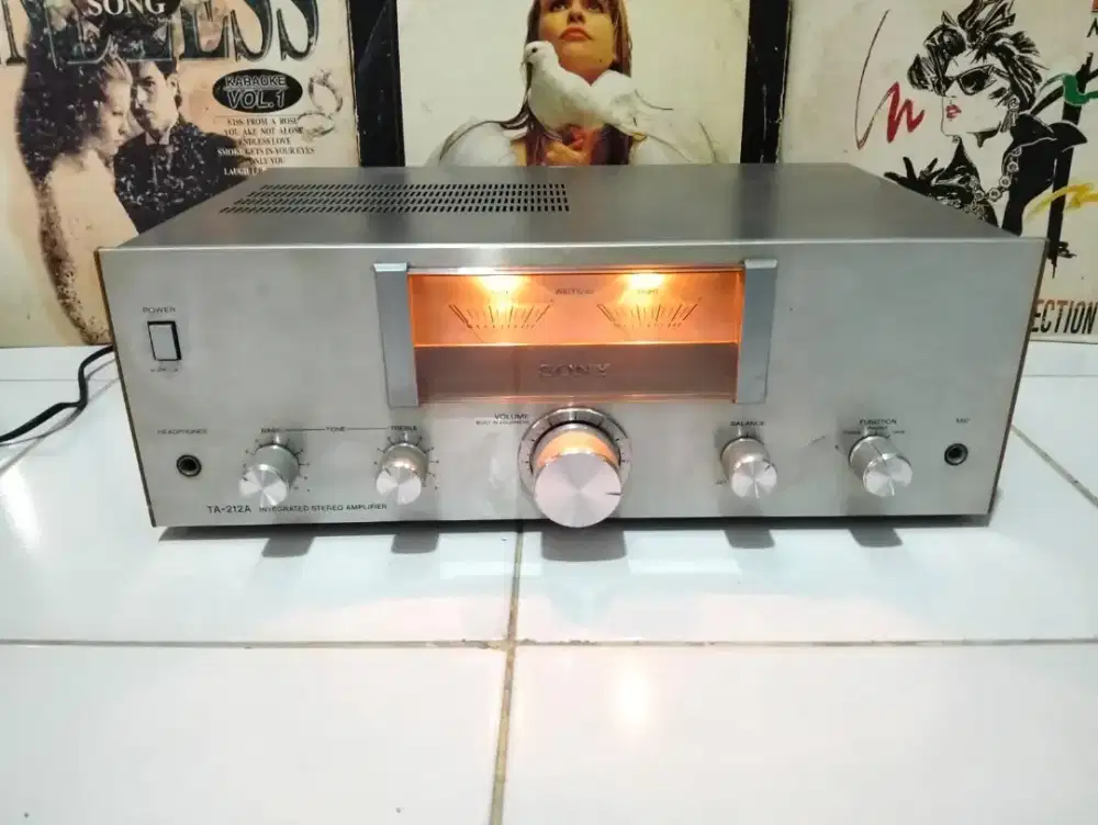 Amplifieer Sony TA-212A