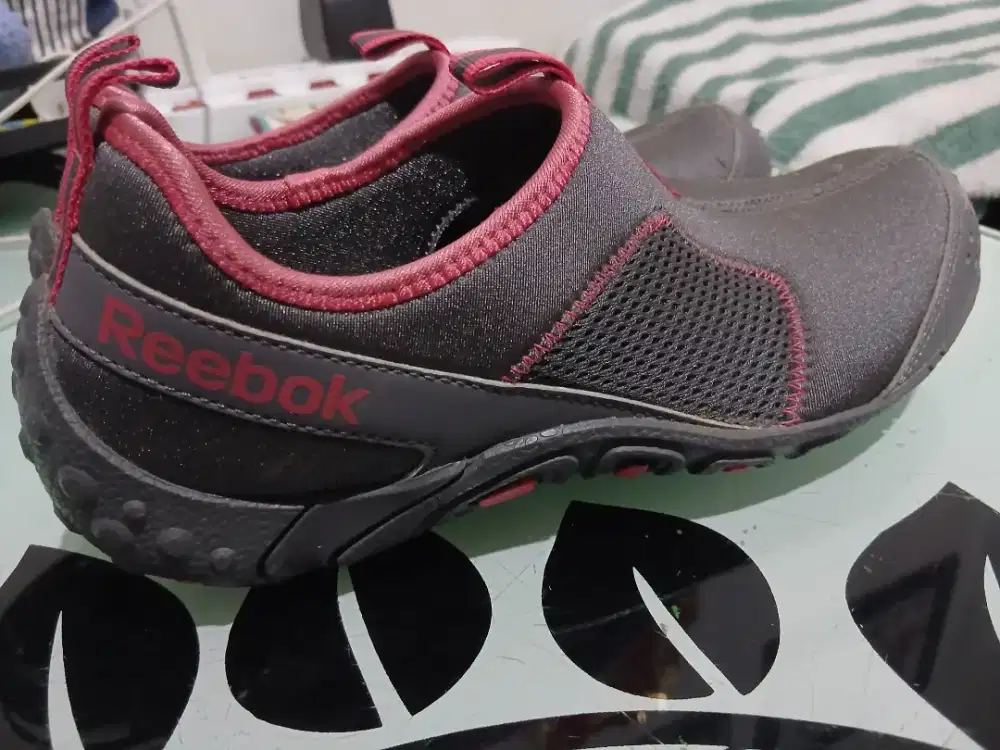 Sepatu reebok uk.37.5