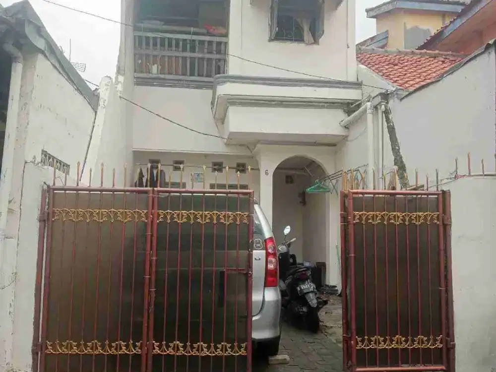 DIJUAL RUMAH TINGKAT DI BELAKANG HOTEL HARIS